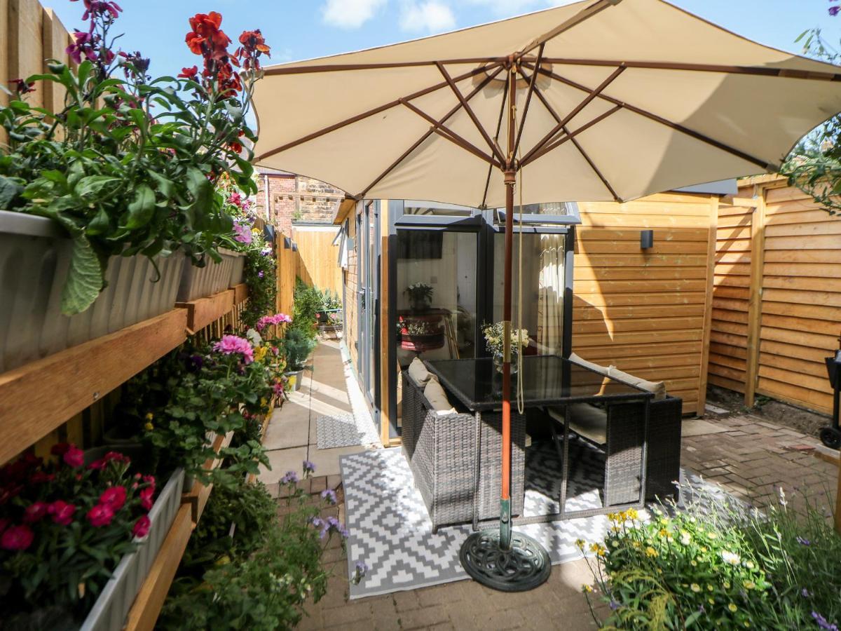Garden Suite Dronfield Dış mekan fotoğraf